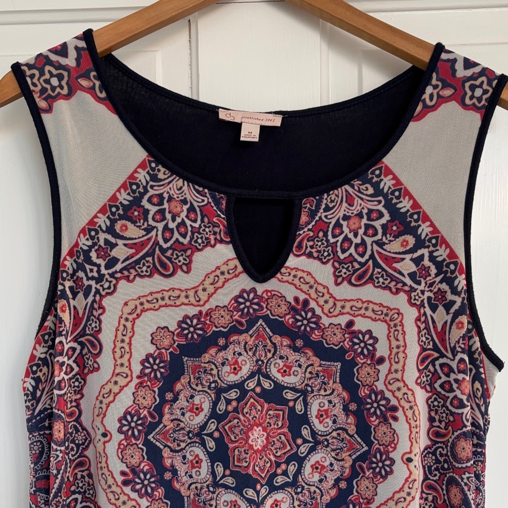 Dress Barn Navy & Red Printed Medallion Sleeveless Camisole Women’s Size Medium - Picture 3 of 5
